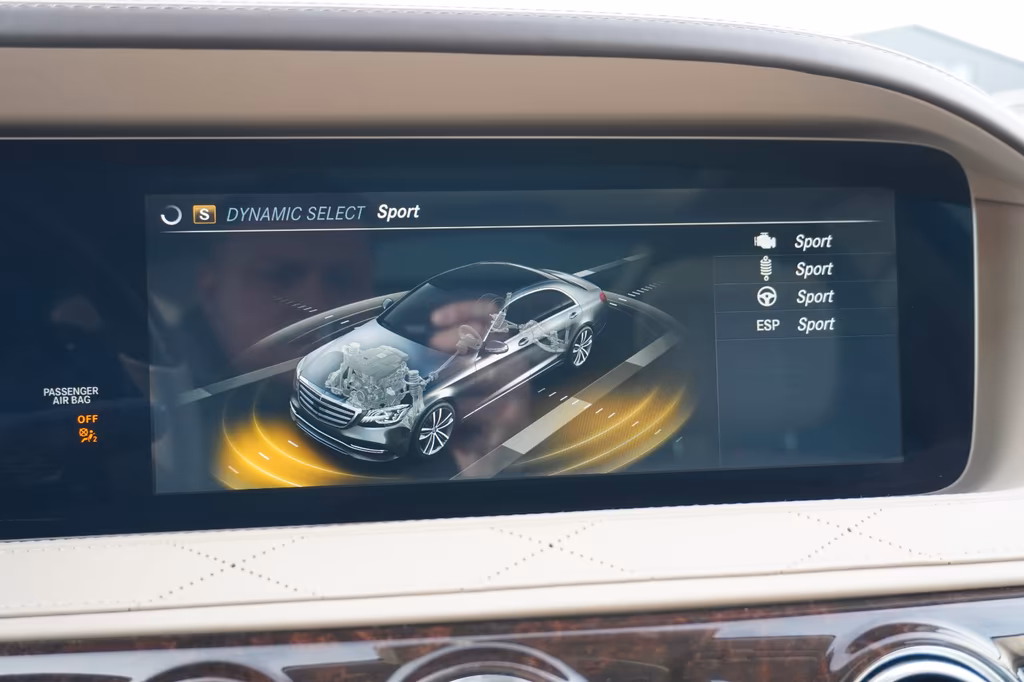 Mercedes-Benz S 560