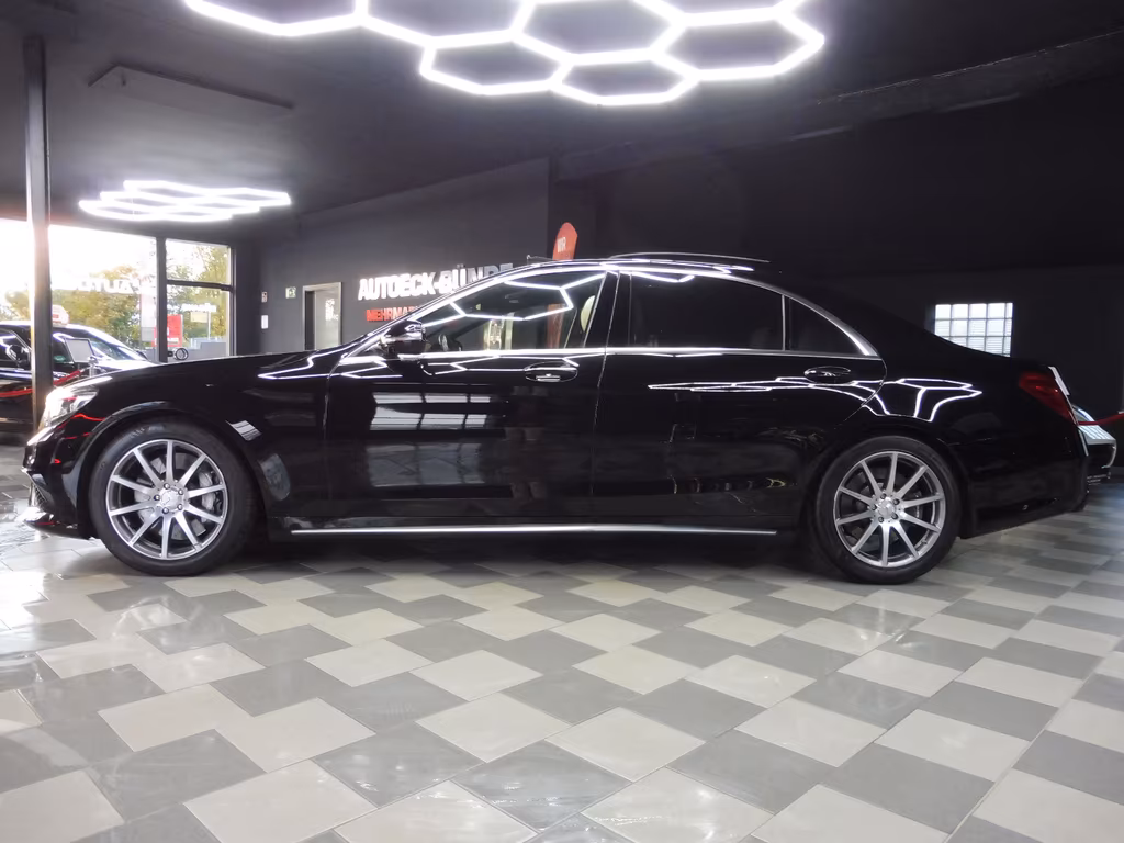 Mercedes-Benz S 63 AMG