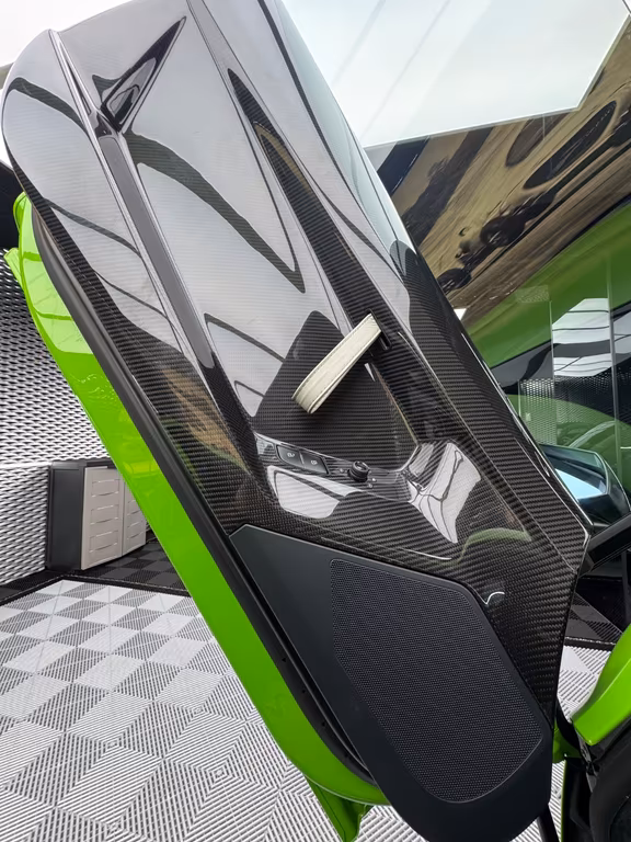 Lamborghini Aventador