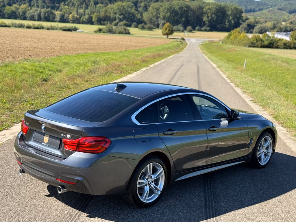 BMW 440