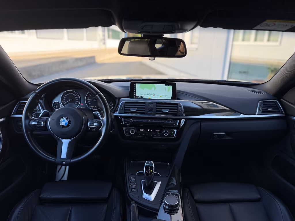 BMW 440