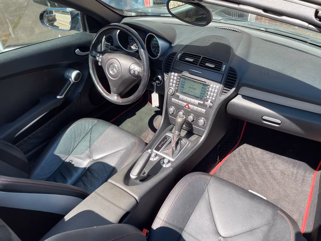 Mercedes-Benz SLK 280