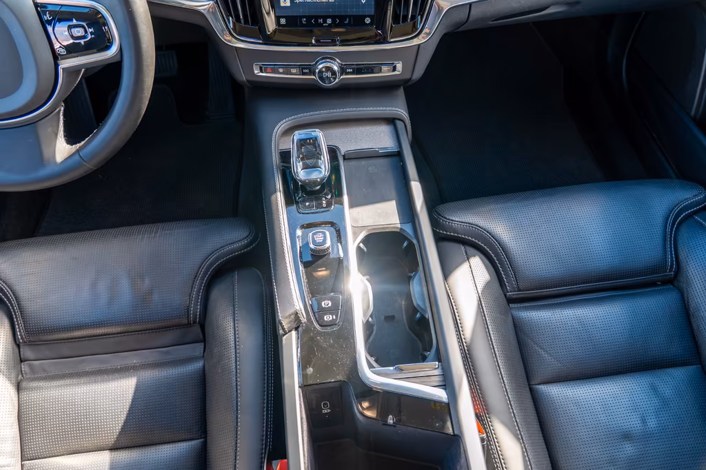 Volvo V90 Cross Country