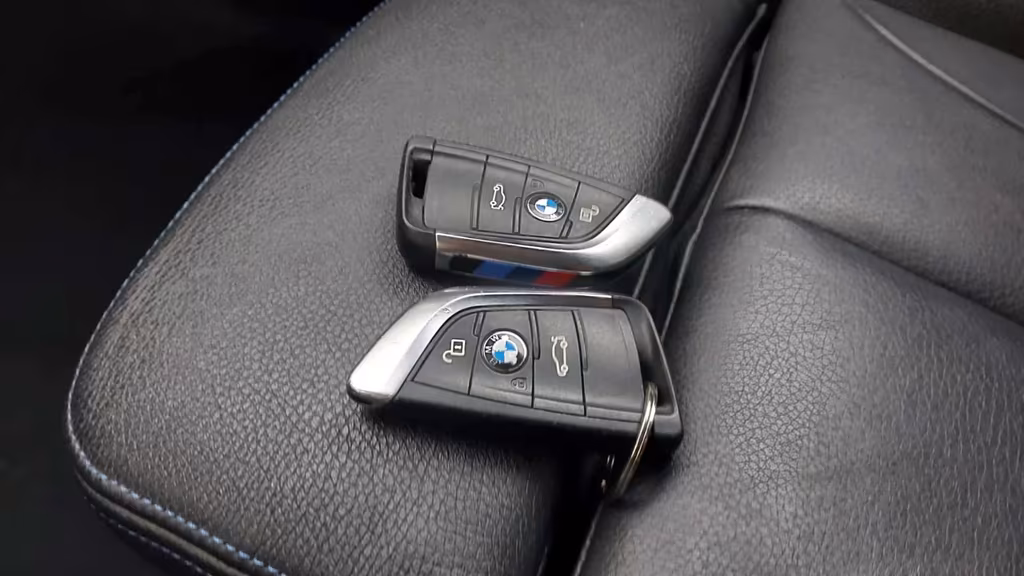 BMW 225