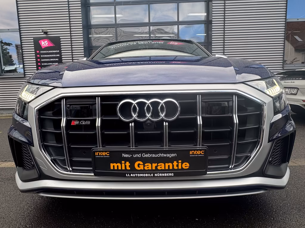 Audi SQ8