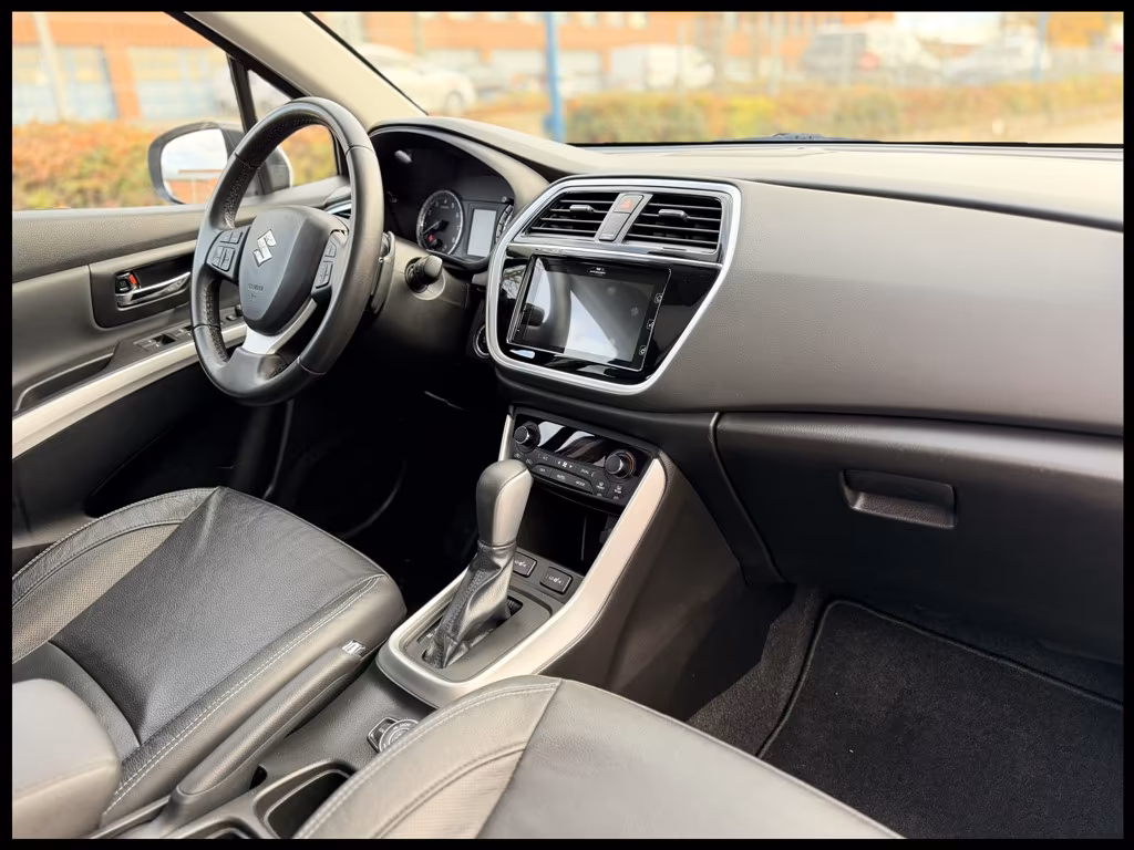 Suzuki (SX4) S-Cross