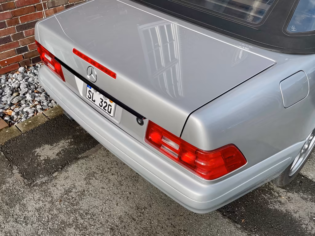 Mercedes-Benz SL 320
