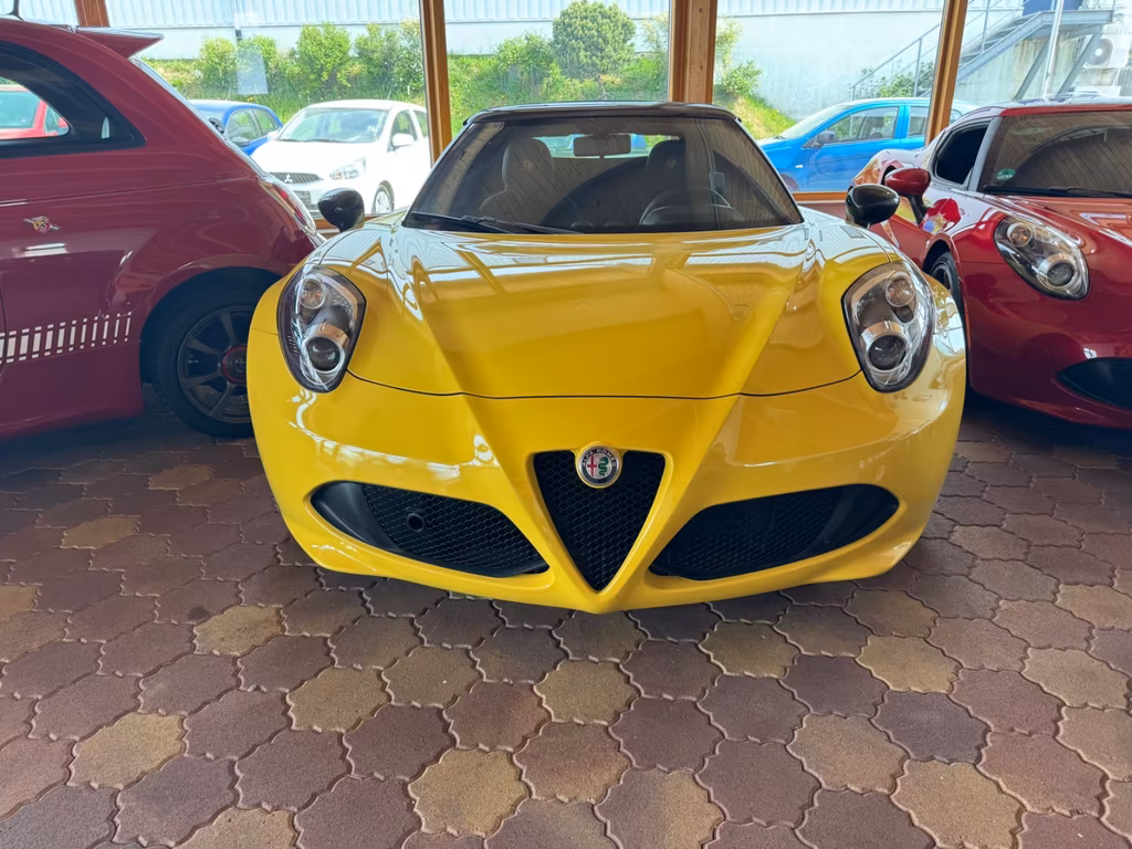 Alfa Romeo 4C