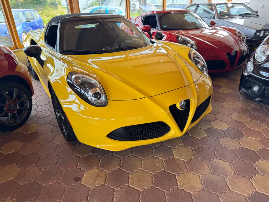 Alfa Romeo 4C