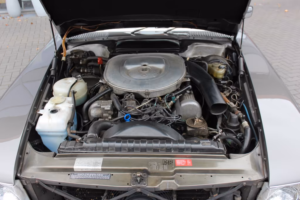 Mercedes-Benz SL 380