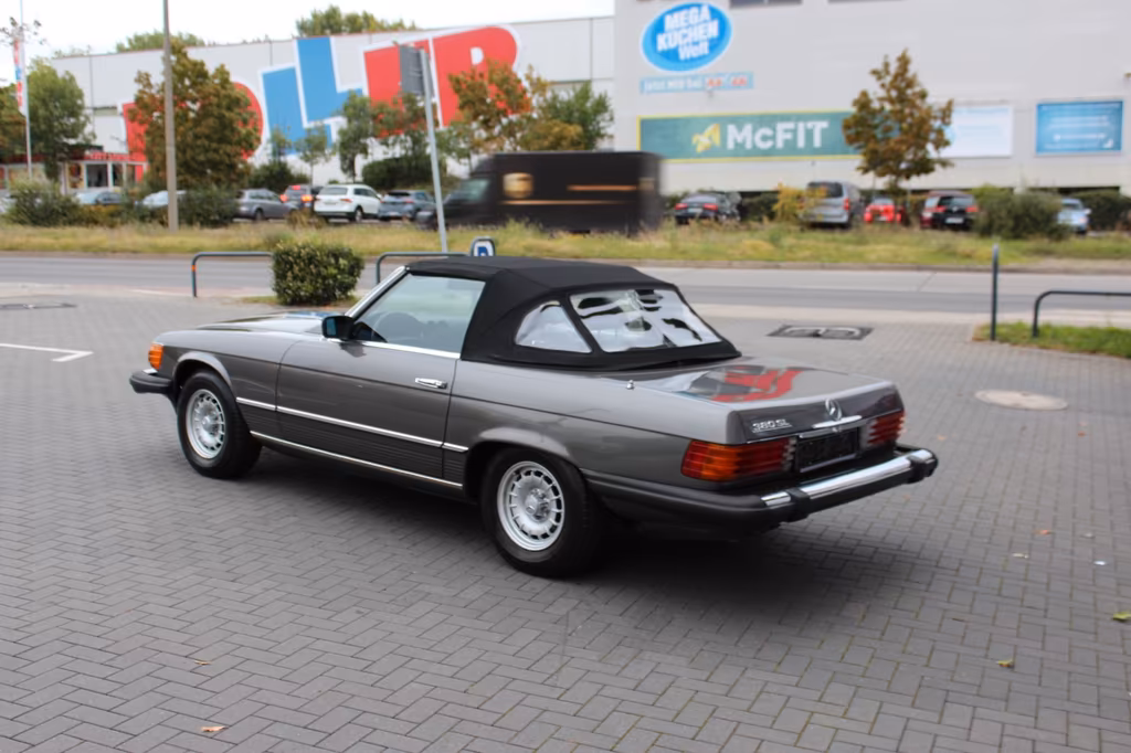 Mercedes-Benz SL 380
