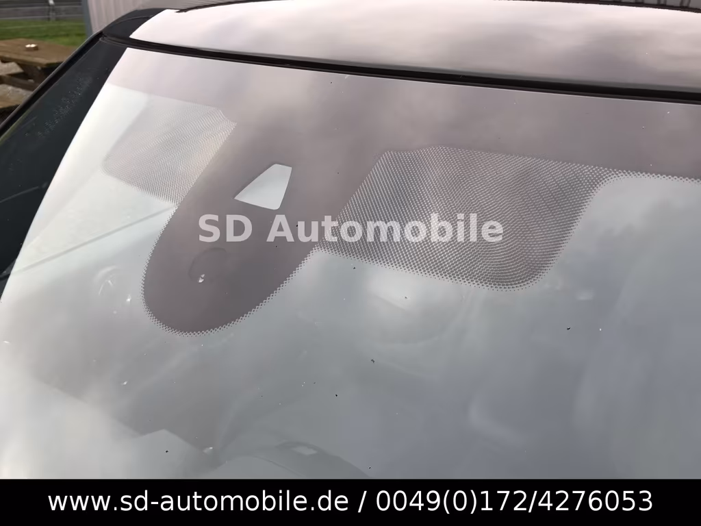 MINI One Countryman