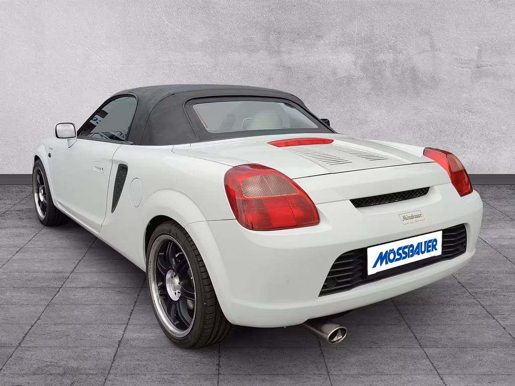 Toyota MR 2