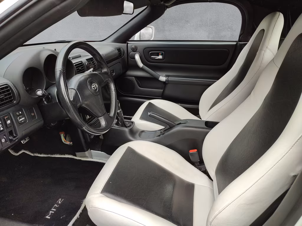 Toyota MR 2