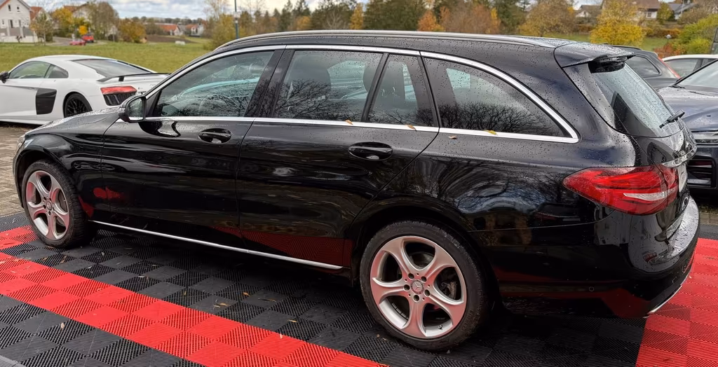 Mercedes-Benz C 400
