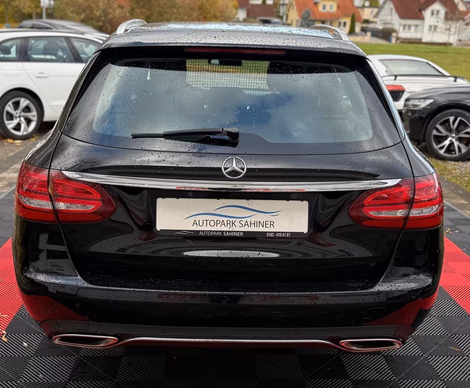 Mercedes-Benz C 400