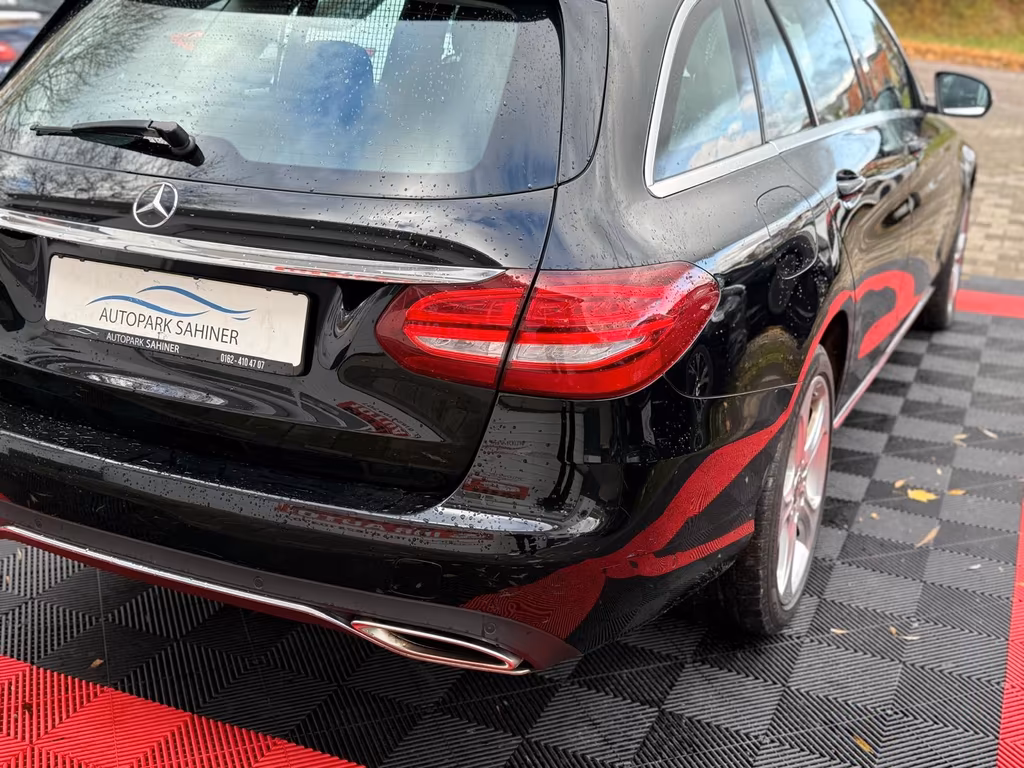 Mercedes-Benz C 400