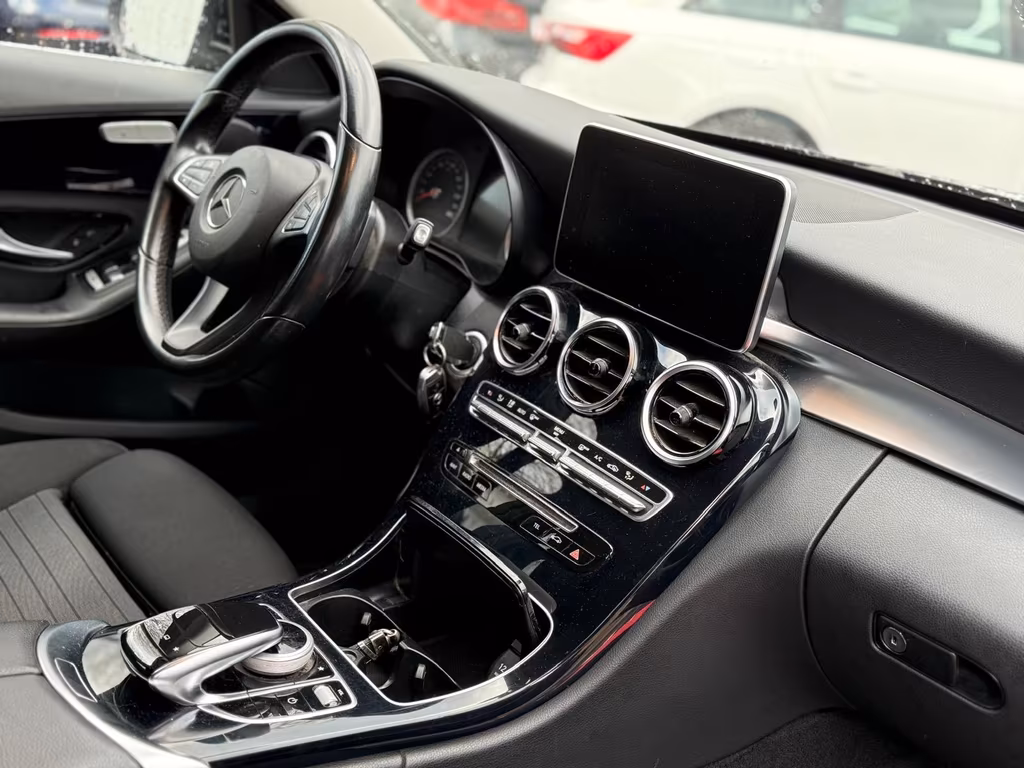 Mercedes-Benz C 400