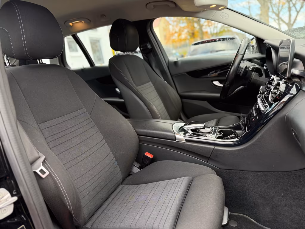 Mercedes-Benz C 400