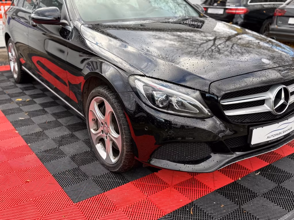 Mercedes-Benz C 400