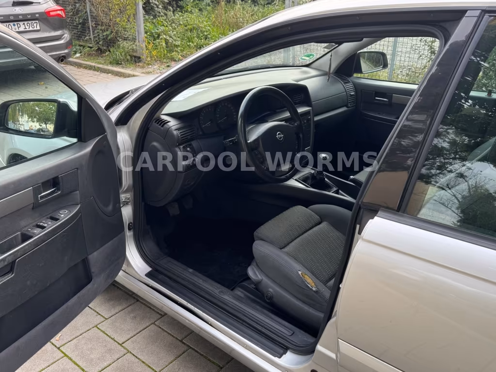 Opel Omega