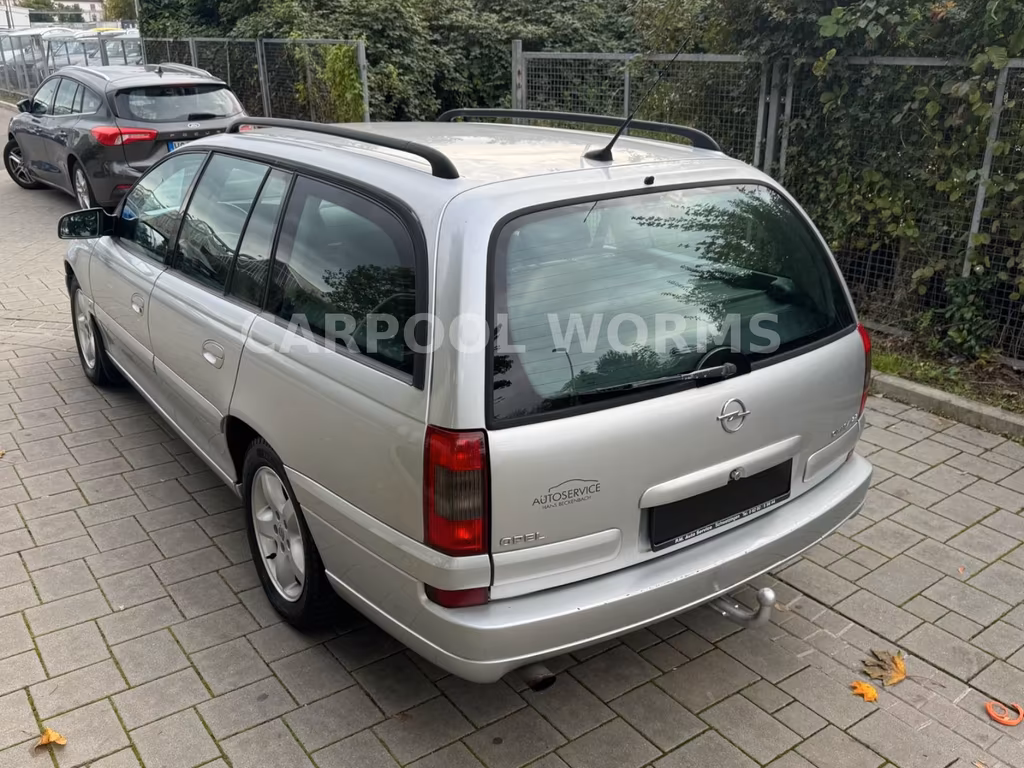 Opel Omega
