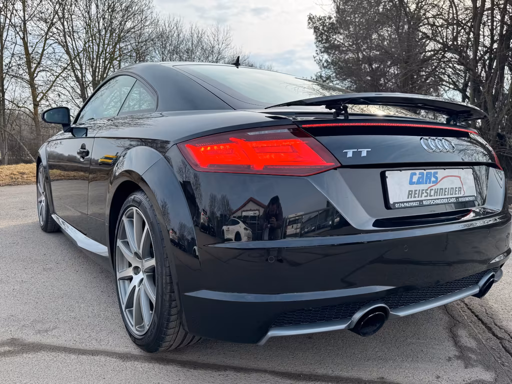 Audi TTS