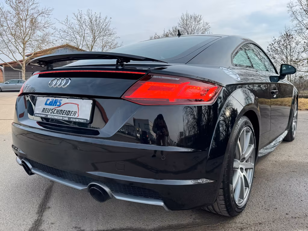 Audi TTS