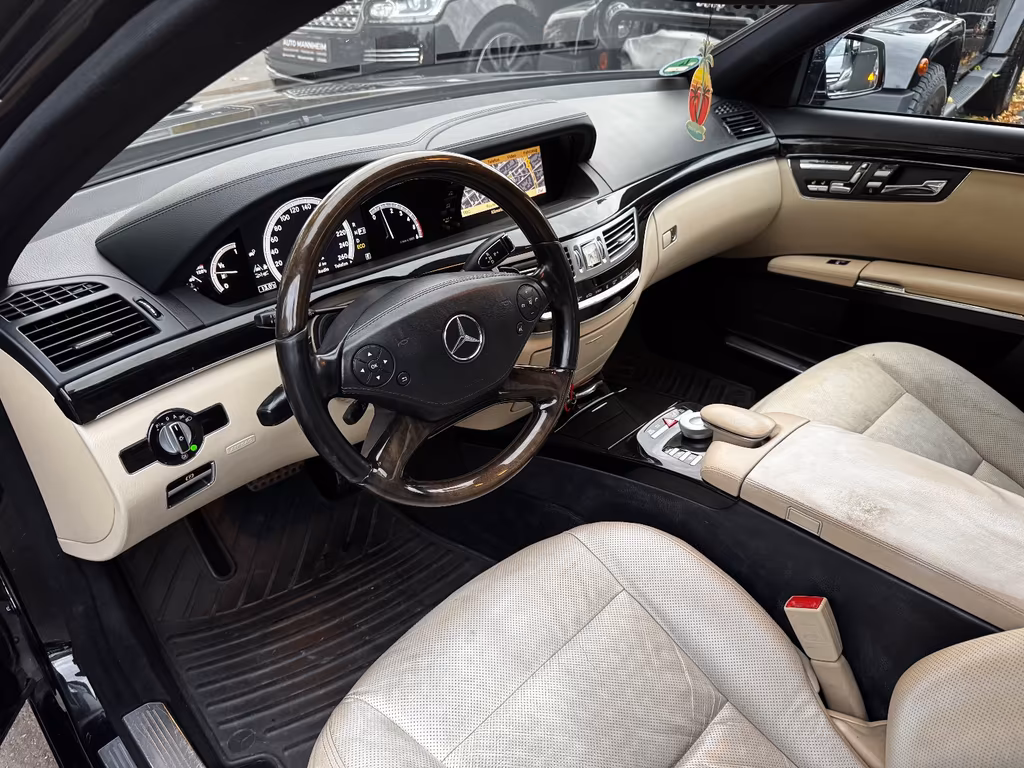 Mercedes-Benz S 250