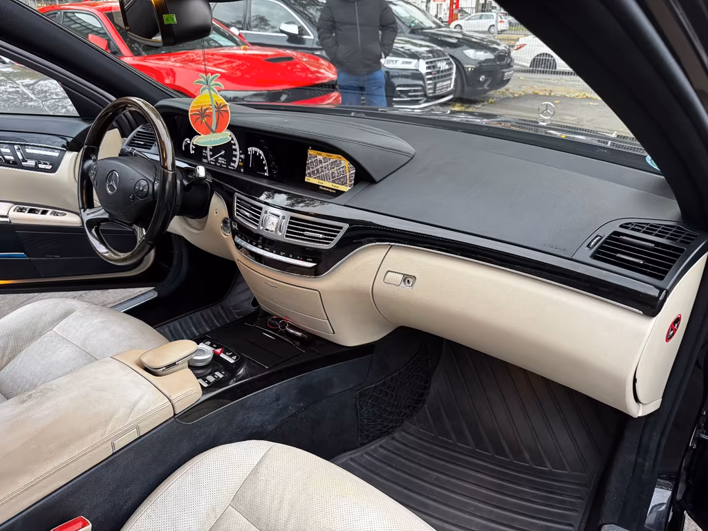 Mercedes-Benz S 250
