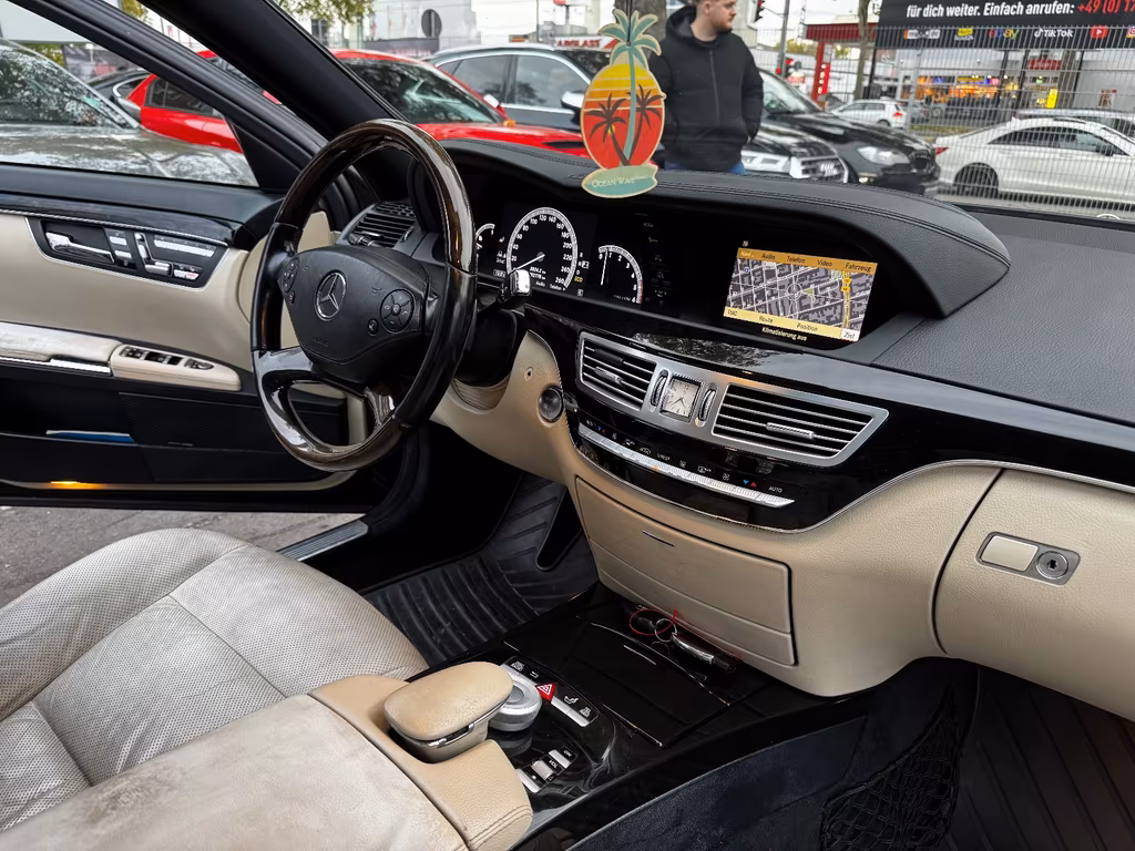 Mercedes-Benz S 250