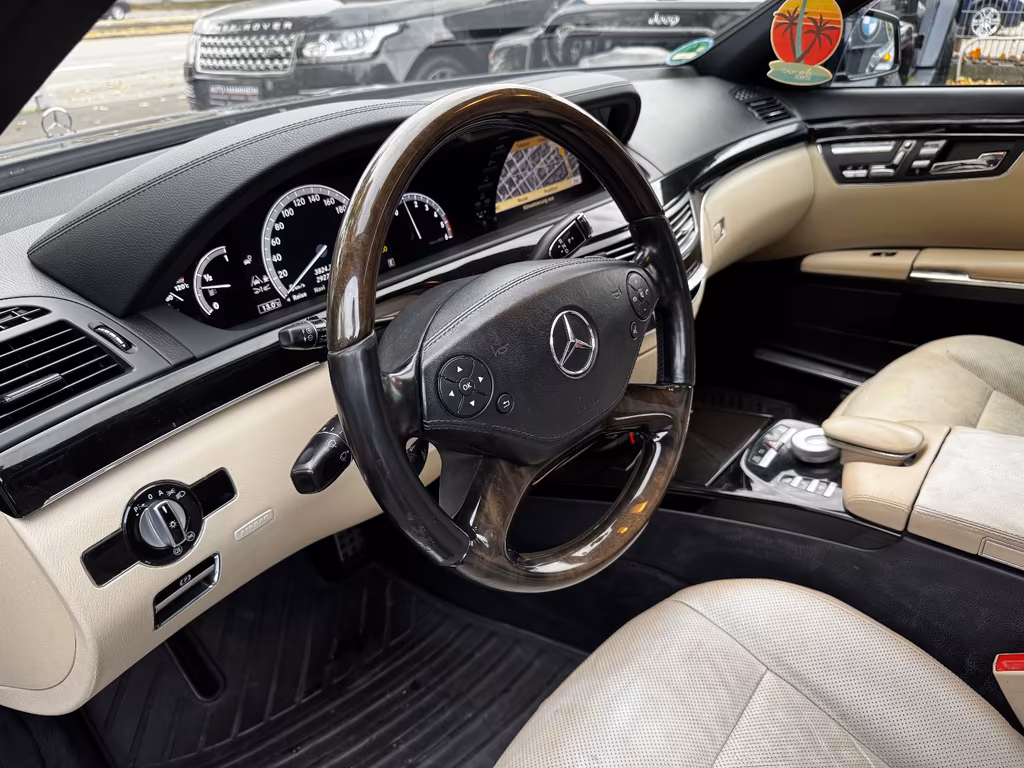 Mercedes-Benz S 250