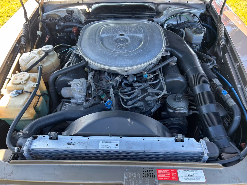 Mercedes-Benz SL 560