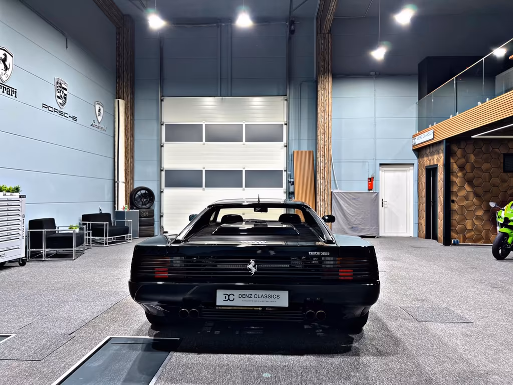 Ferrari Testarossa