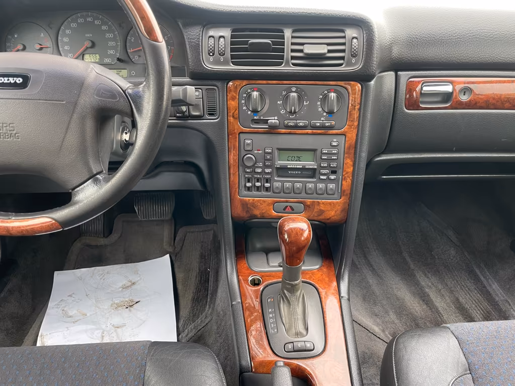 Volvo S70
