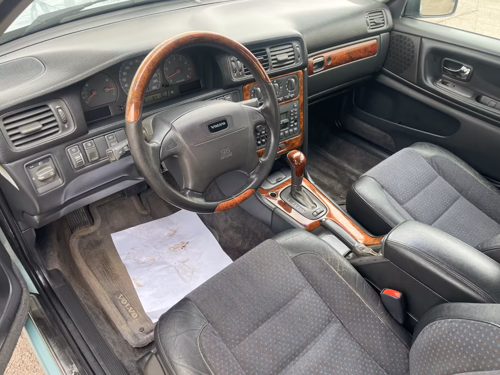 Volvo S70