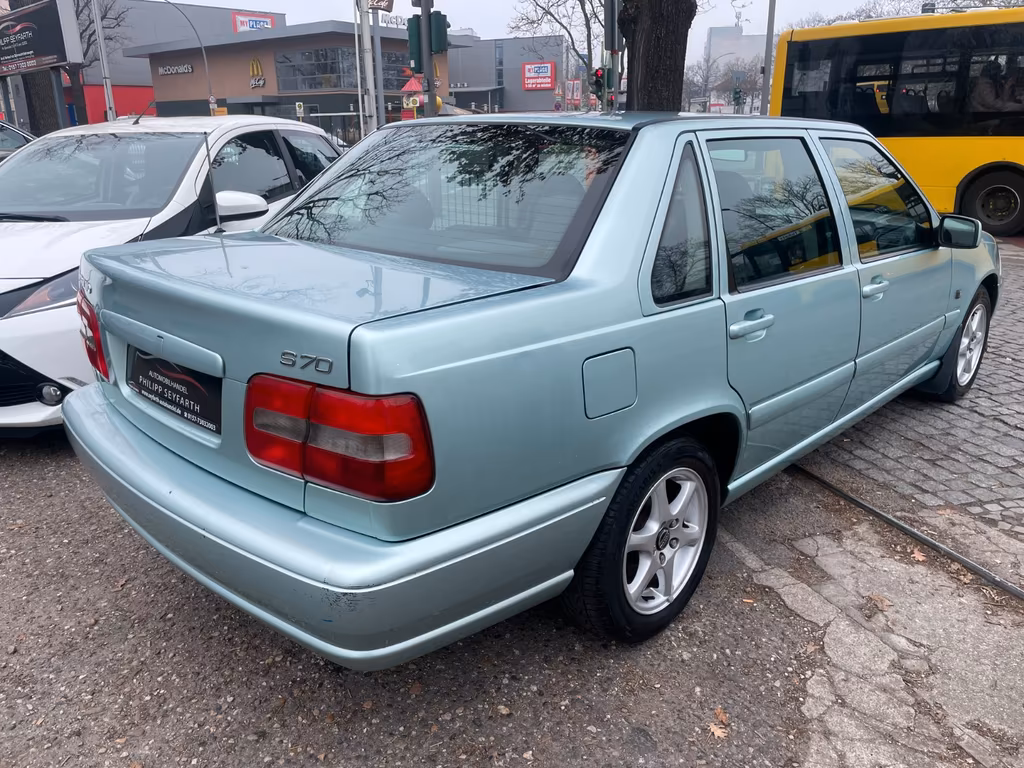 Volvo S70