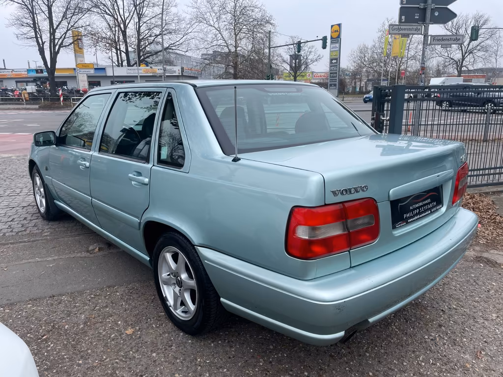 Volvo S70