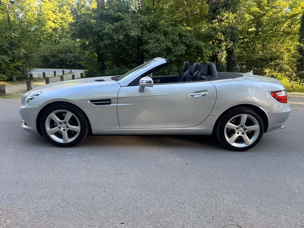 Mercedes-Benz SLK 300