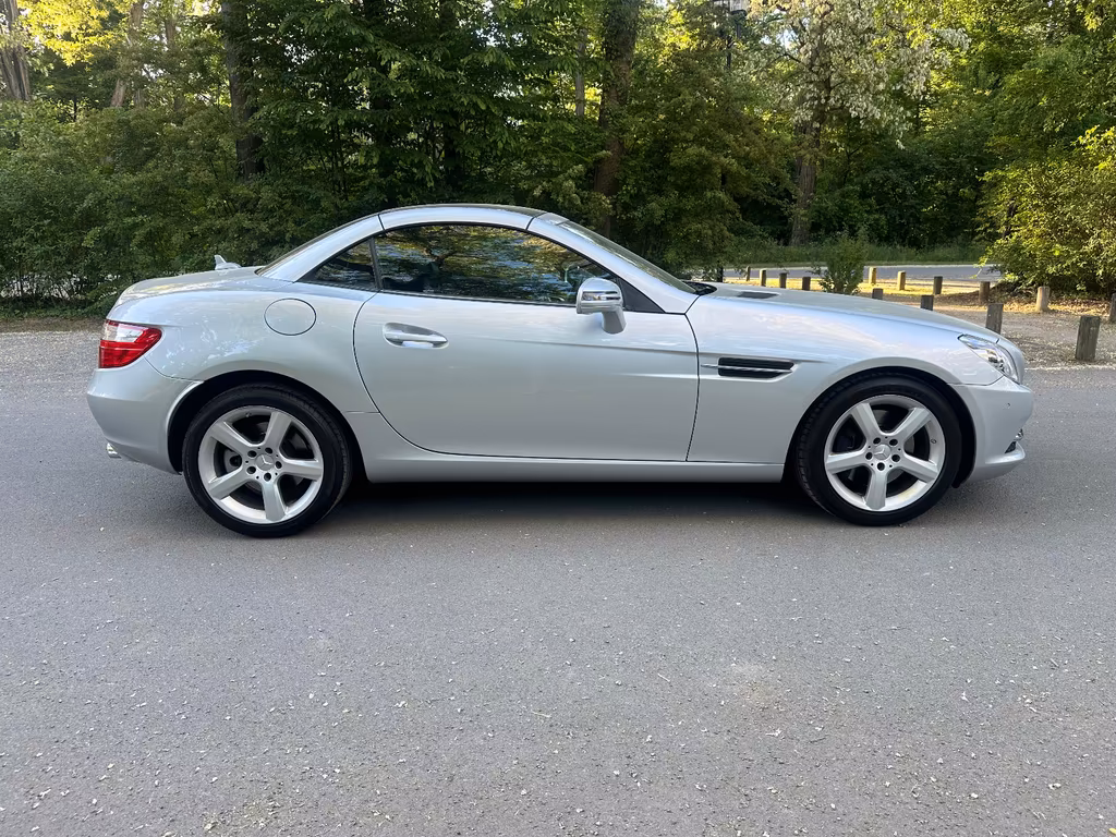 Mercedes-Benz SLK 300