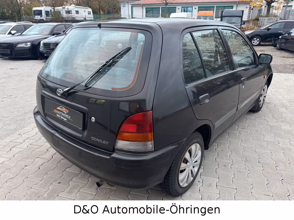 Toyota Starlet