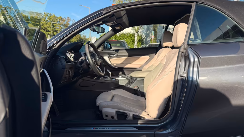BMW M240i