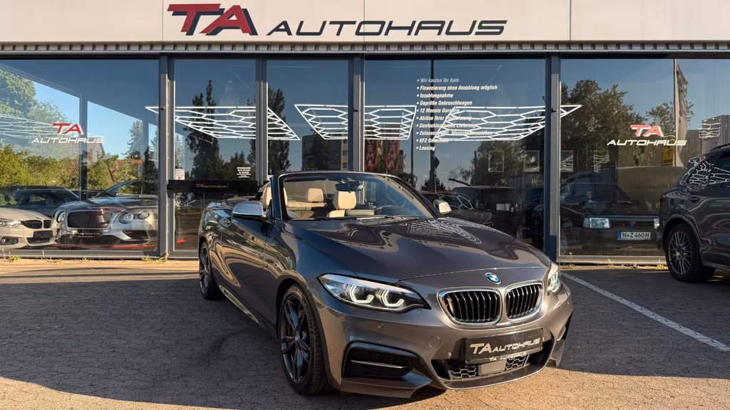 BMW M240i