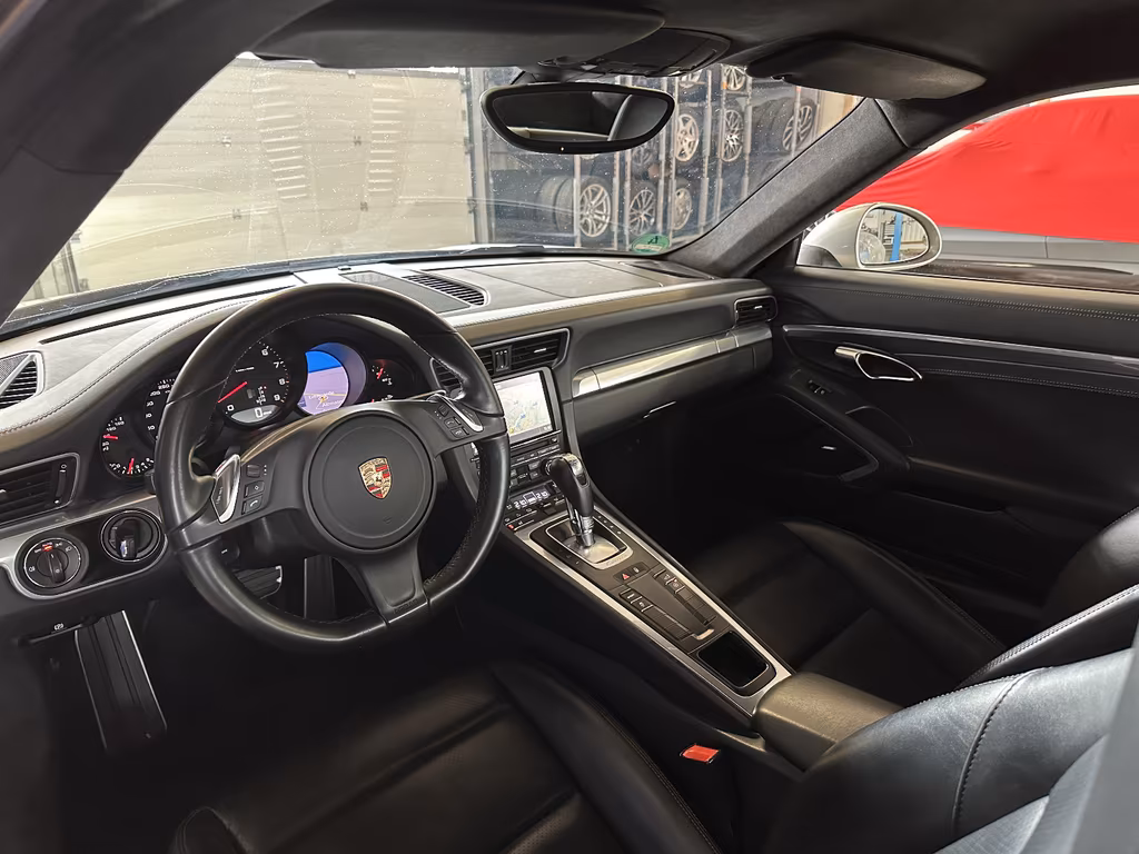 Porsche 991