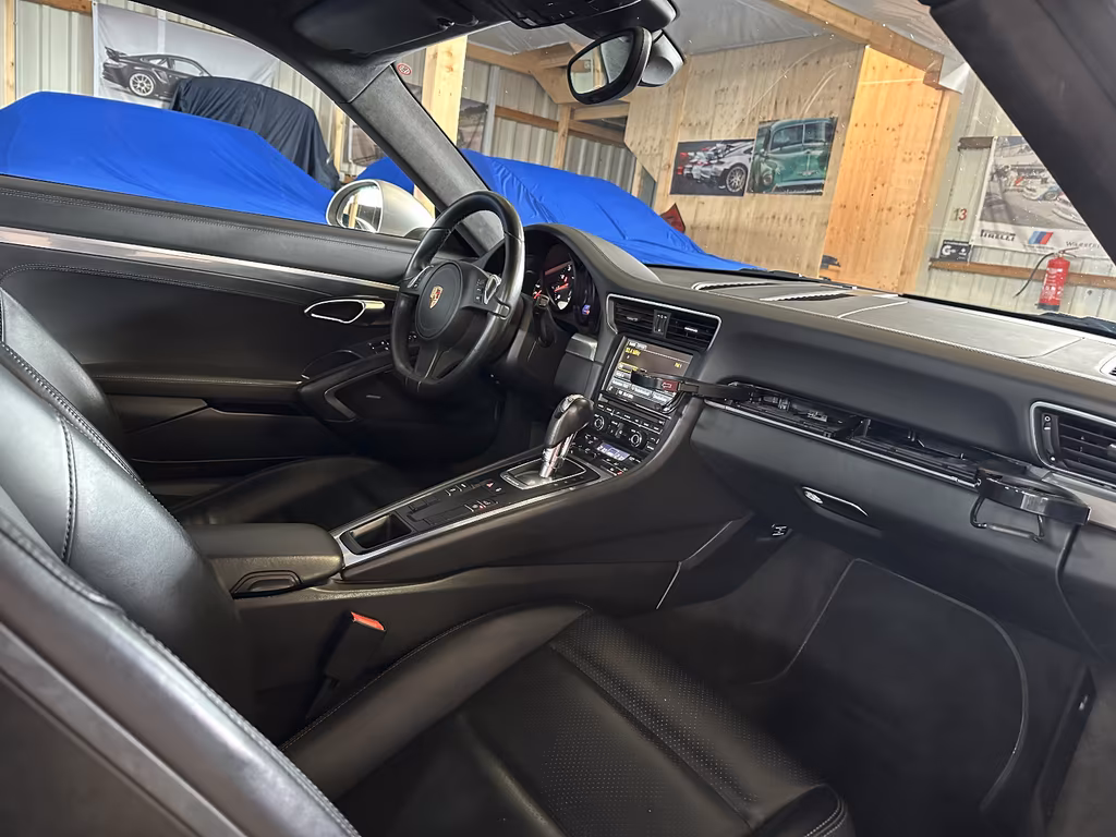 Porsche 991