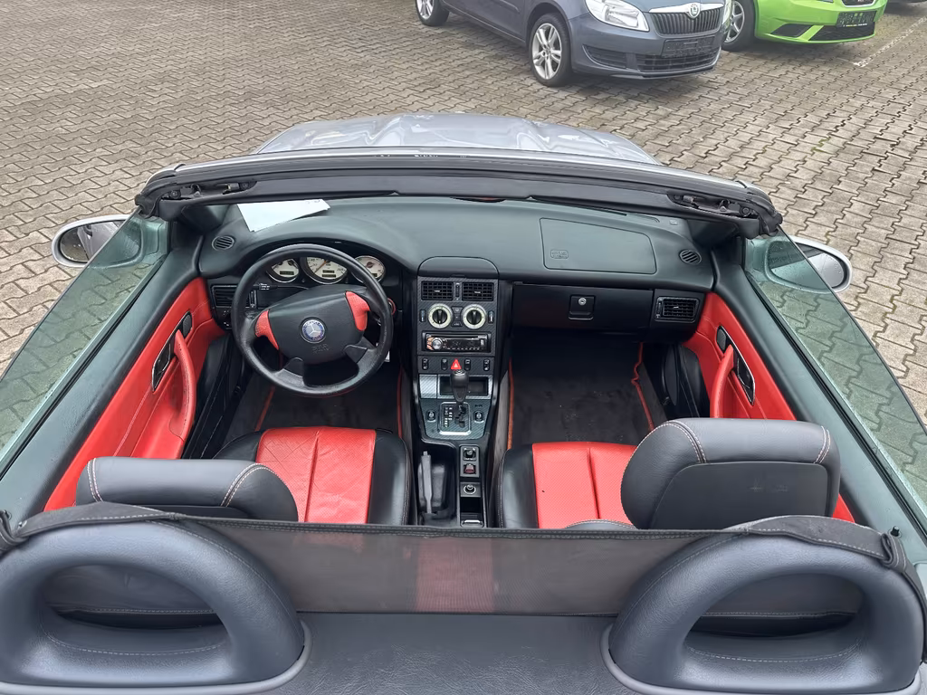 Mercedes-Benz SLK 230