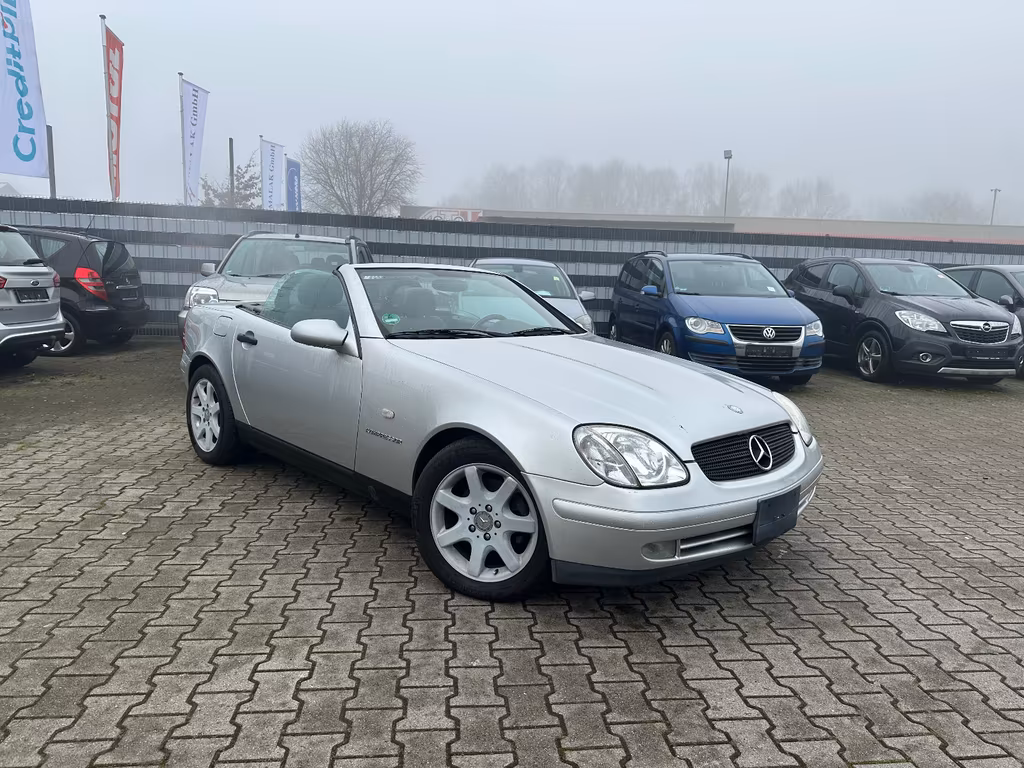 Mercedes-Benz SLK 230