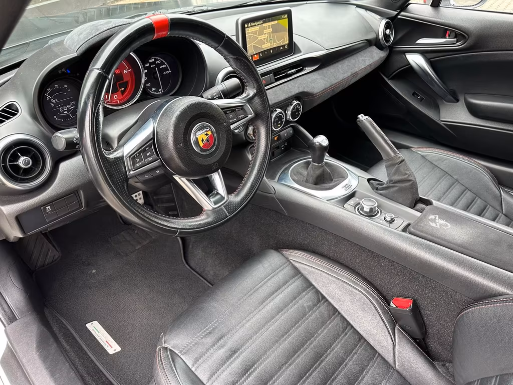 Abarth 124 Spider