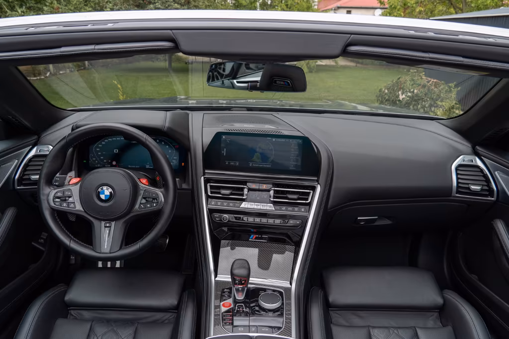 BMW M8