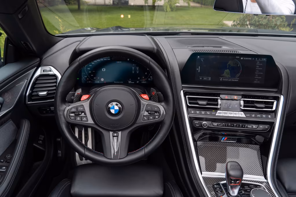 BMW M8